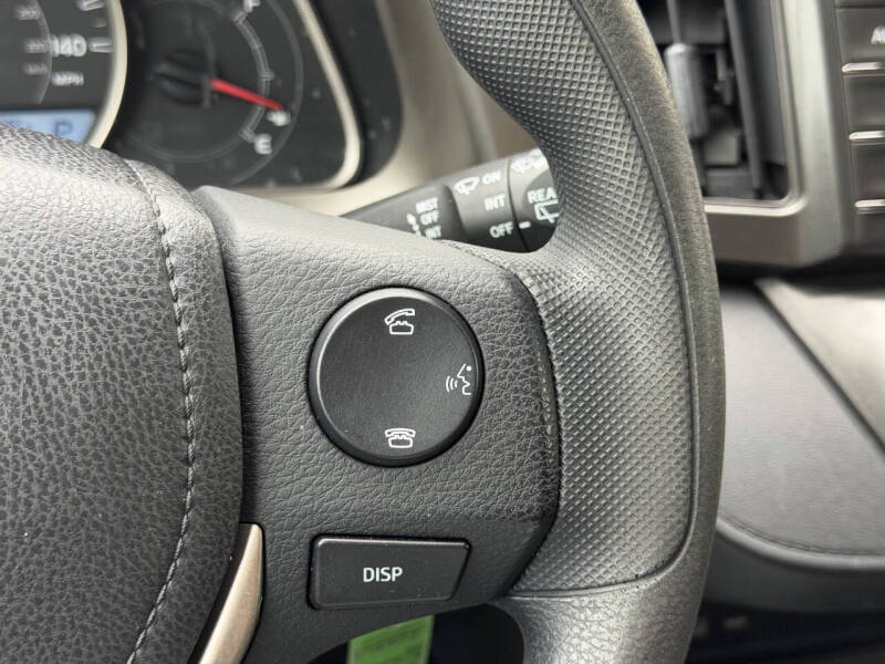 2015 Toyota RAV4 LE