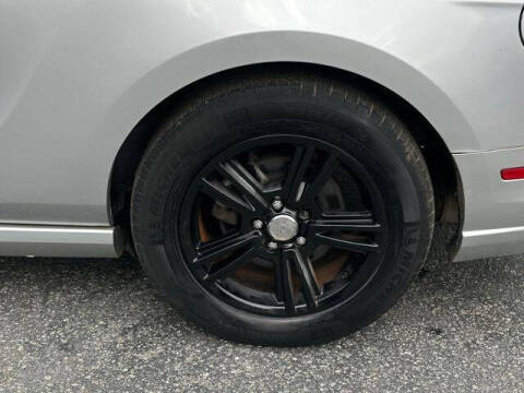 2013 Ford Mustang V6