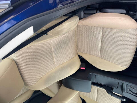 2012 Mazda MAZDA3 i Touring