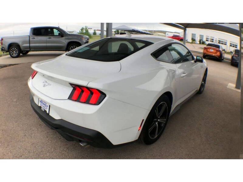 2025 Ford Mustang EcoBoost