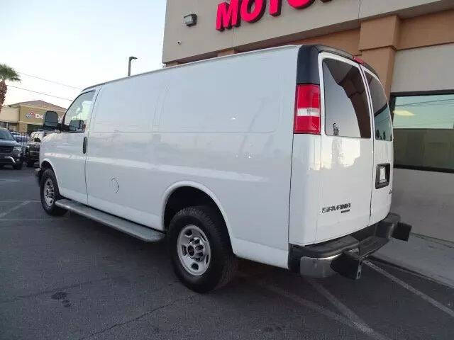 2016 GMC Savana 2500