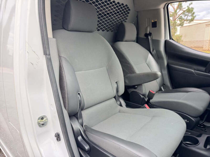 2021 Nissan NV200 SV