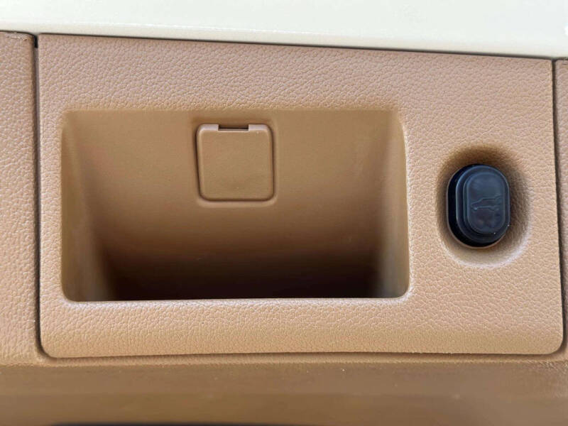 2017 Cadillac Escalade ESV Platinum