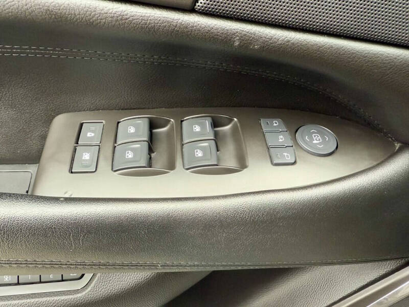 2016 Cadillac Escalade Luxury Collection