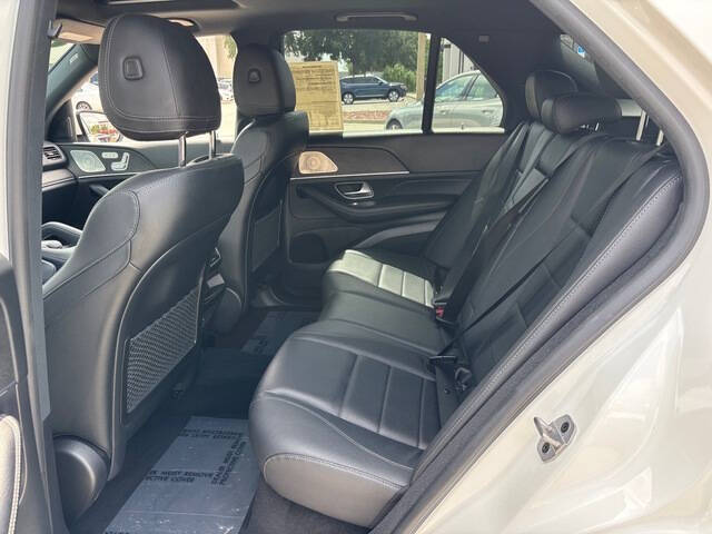 2022 Mercedes-Benz GLE 9