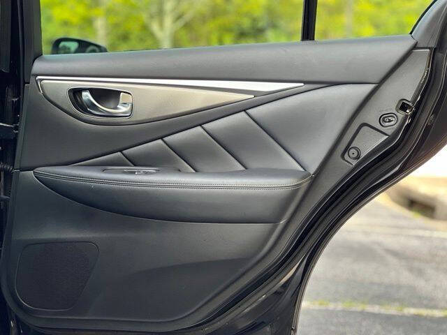 InfinitiQ5018
