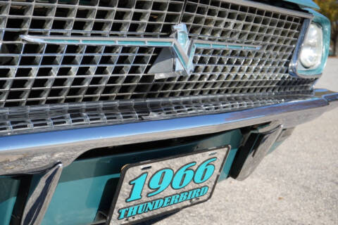 1964 Ford Thunderbird