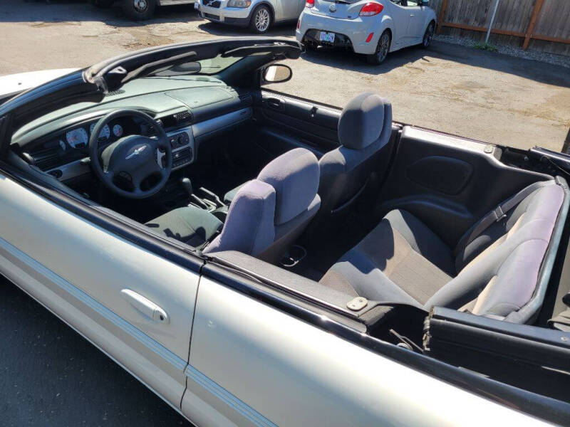 2005 Chrysler Sebring GTC