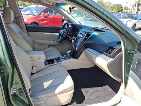 2011 Subaru Outback 2.5i Premium