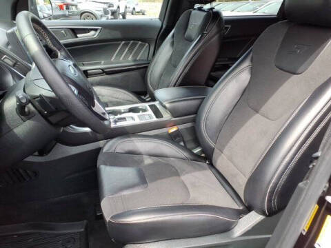 2022 Ford Edge ST
