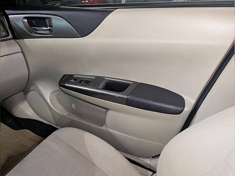 2011 Subaru Impreza 2.5i Premium