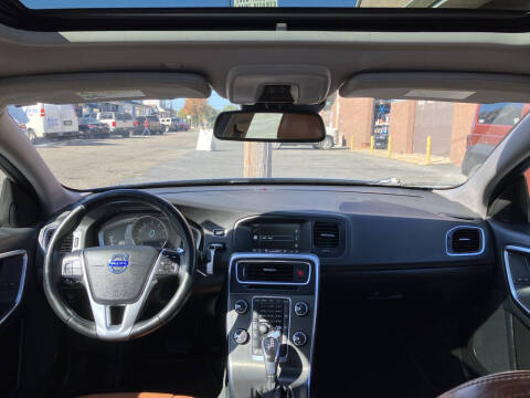 2014 Volvo S60 T5 Premier