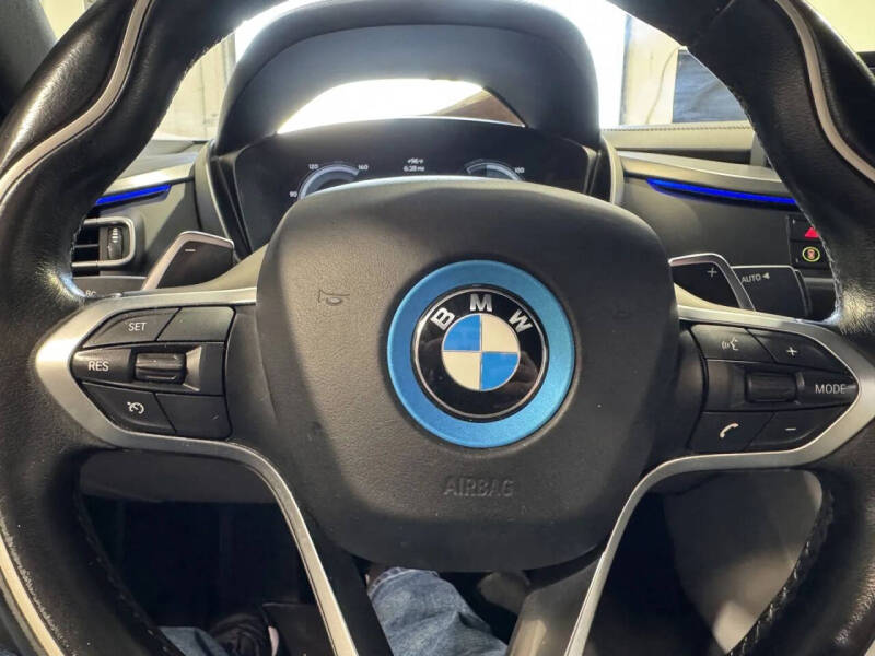 2015 BMW i8
