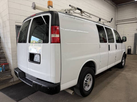 2011 Chevrolet Express 2500
