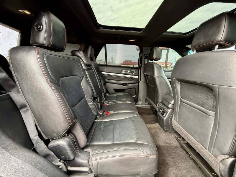 2017 Ford Explorer Sport
