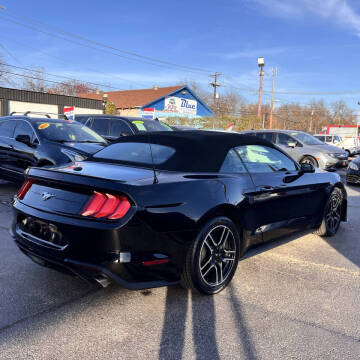 2022 Ford Mustang EcoBoost Premium