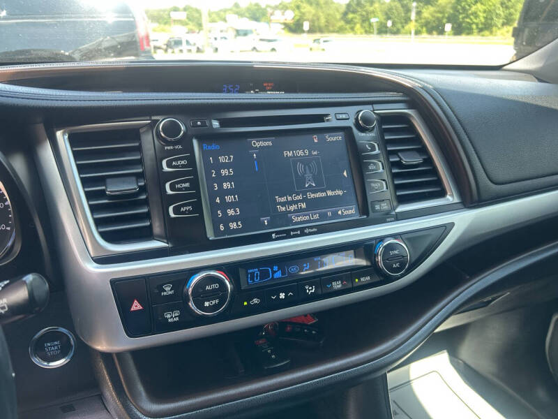 2017 Toyota Highlander XLE