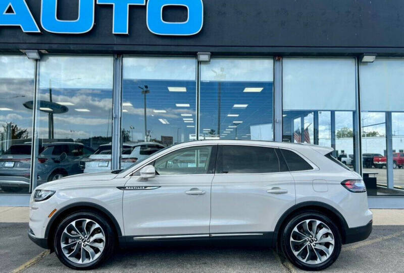 2022 Lincoln Nautilus Reserve