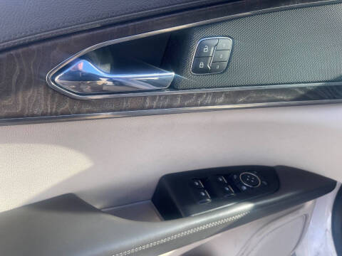 2019 Lincoln Nautilus Select