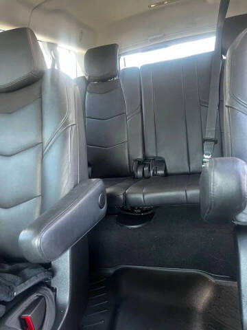 2018 Cadillac Escalade ESV Luxury