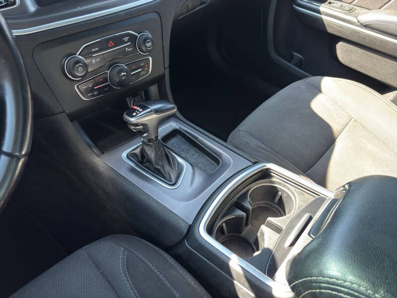 2019 Dodge Charger SXT