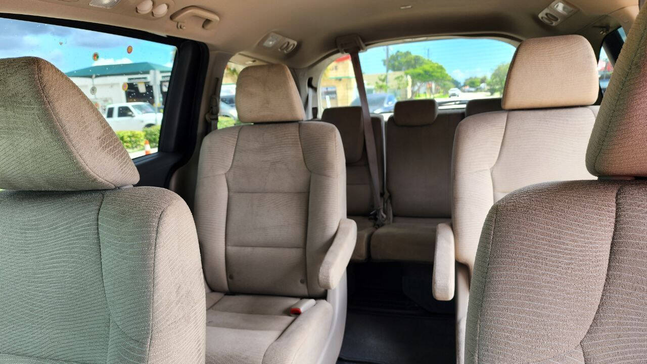 2012 HONDA Odyssey Minivan - $7,499