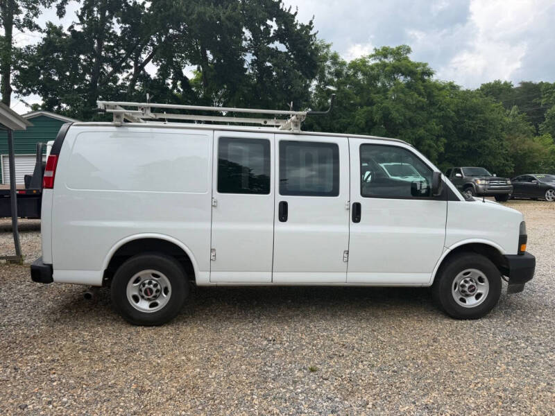 2021 GMC Savana 2500