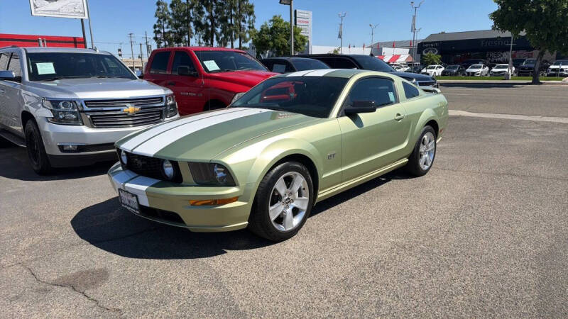 2006 Ford Mustang GT Deluxe