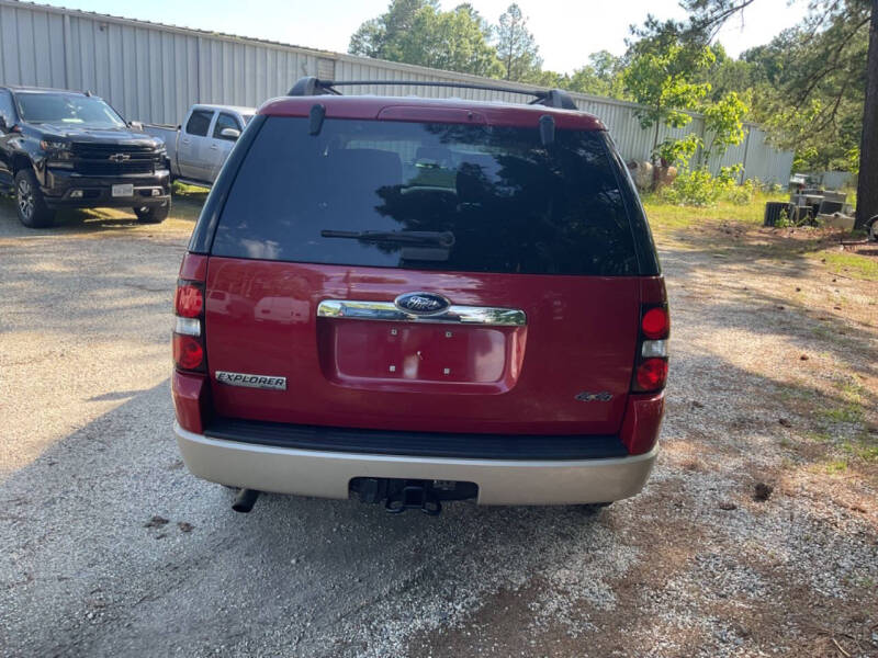 2009 Ford Explorer Eddie Bauer photo 8