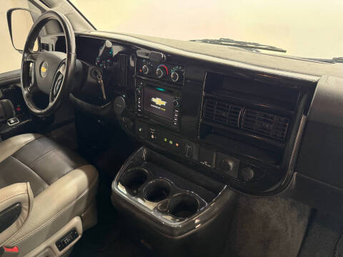 2017 Chevrolet Express 2500