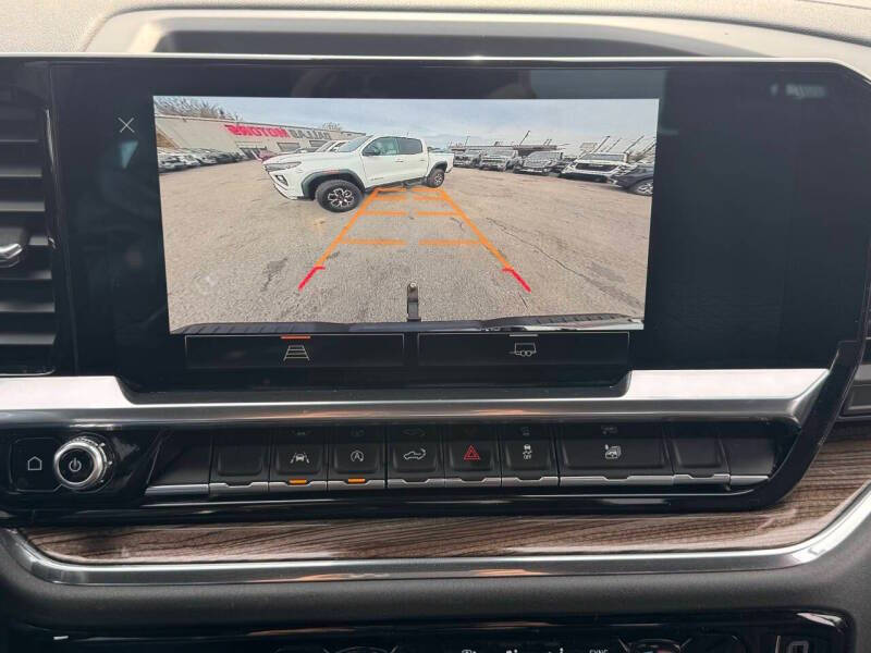 2023 GMC Sierra 1500 Elevation Standard