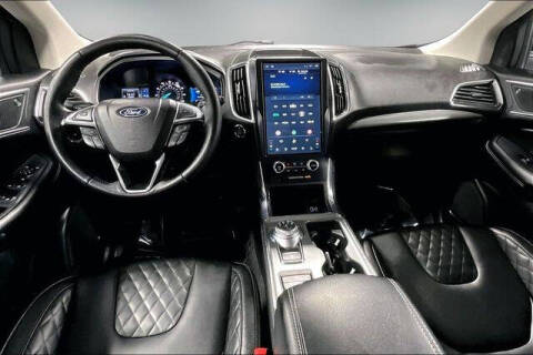 2023 Ford Edge Titanium