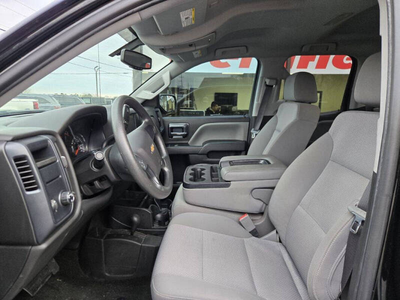 2018 Chevrolet Silverado 1500 Custom