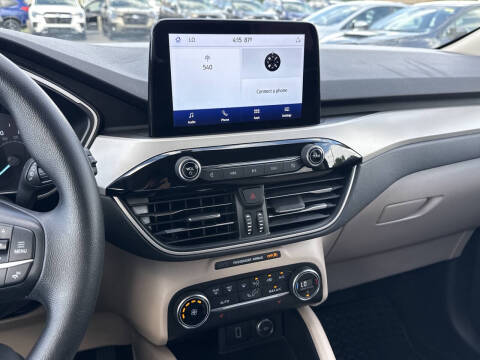2020 Ford Escape SE