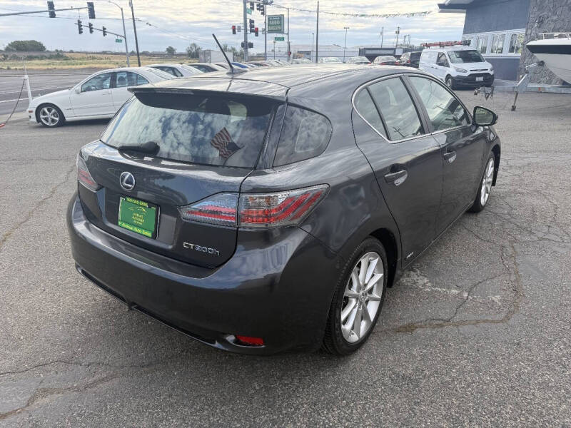 2011 Lexus CT 200h Premium