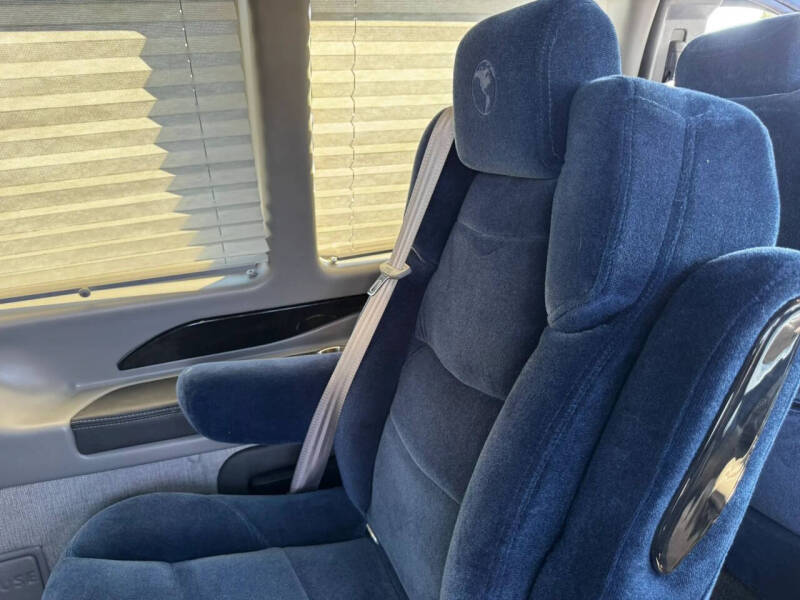 2025 Chevrolet Express 2500