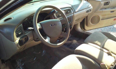 2005 Ford Taurus SE
