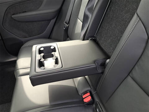 2026 Volvo XC40 B4 Plus