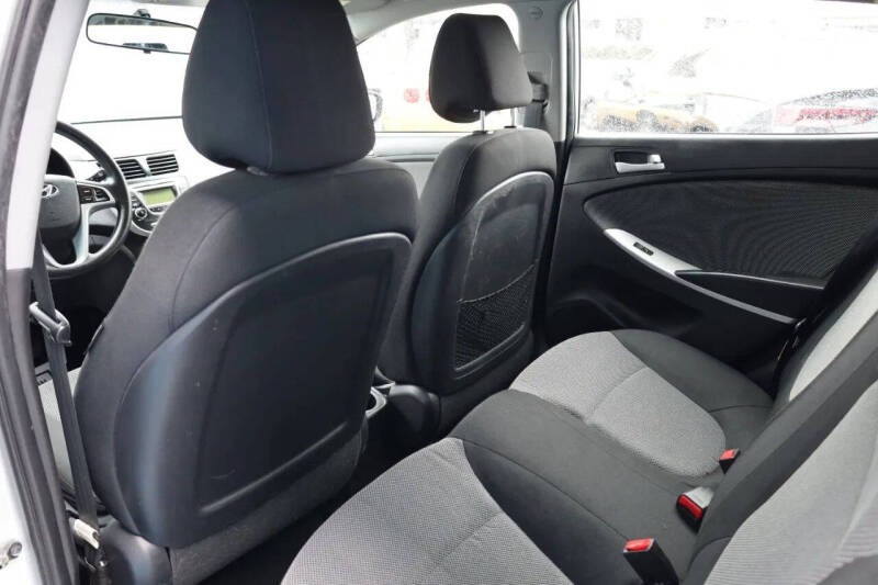 2013 Hyundai Accent GS