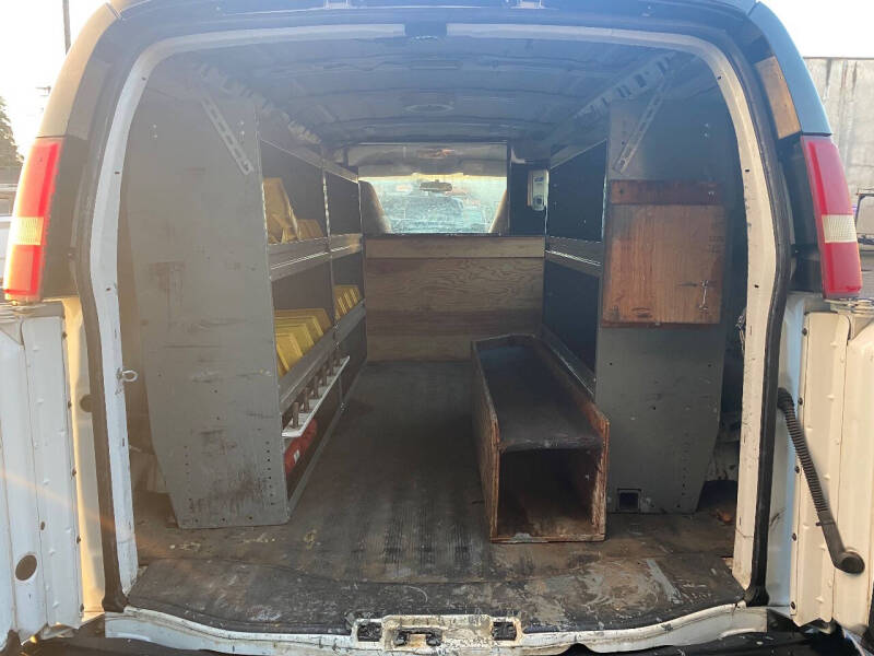 2004 Chevrolet Express 2500