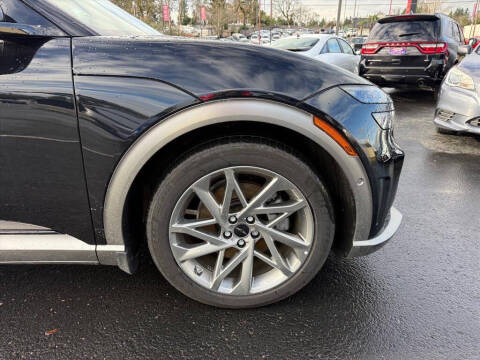 2024 Genesis GV60 Advanced