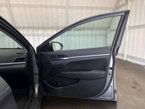 2019 Hyundai Elantra