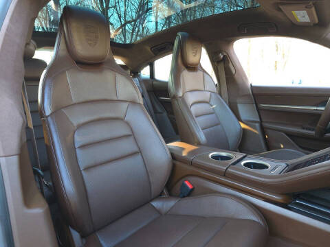 2020 Porsche Taycan Turbo