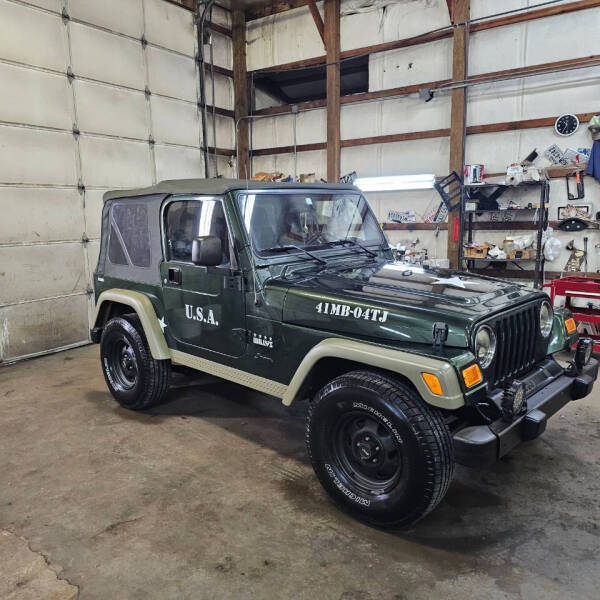 2004 Jeep Wrangler for sale at Grace Motors in Evansville IN