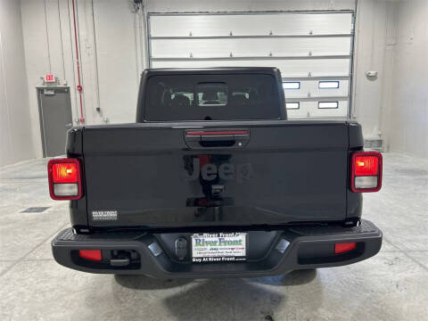 2026 Jeep Gladiator Sport S