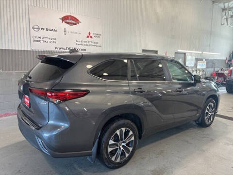 2023 Toyota Highlander Hybrid XLE