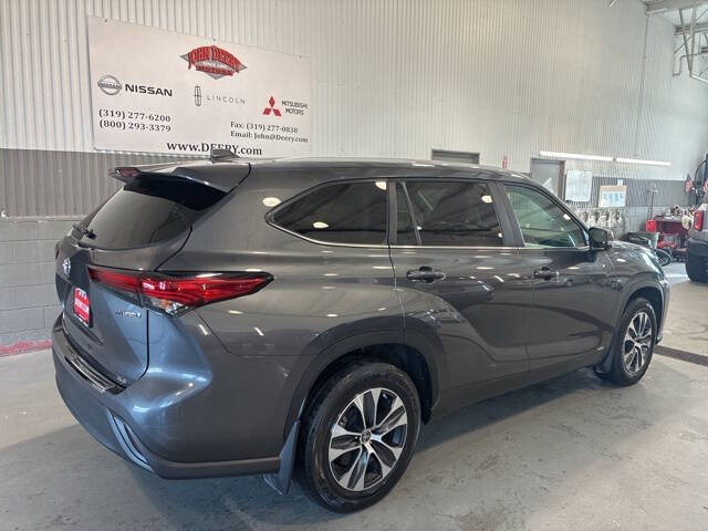 2023 Toyota Highlander Hybrid XLE
