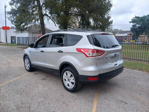 2016 Ford Escape S