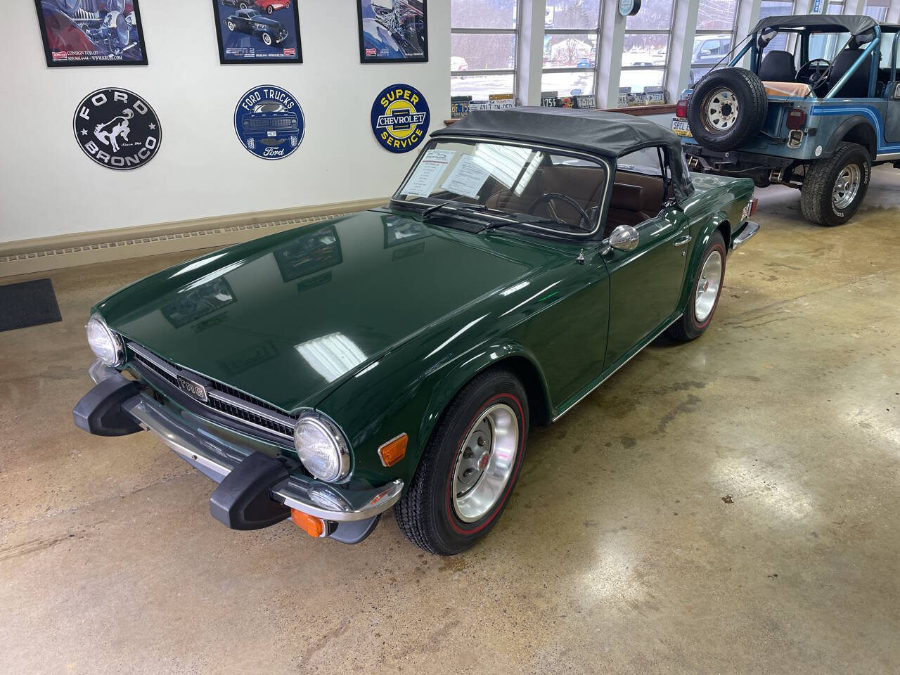1976 Triumph TR6 4