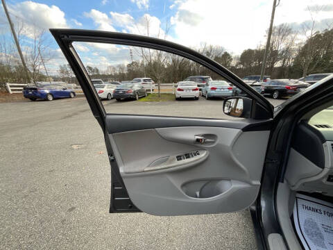 2013 Toyota Corolla LE